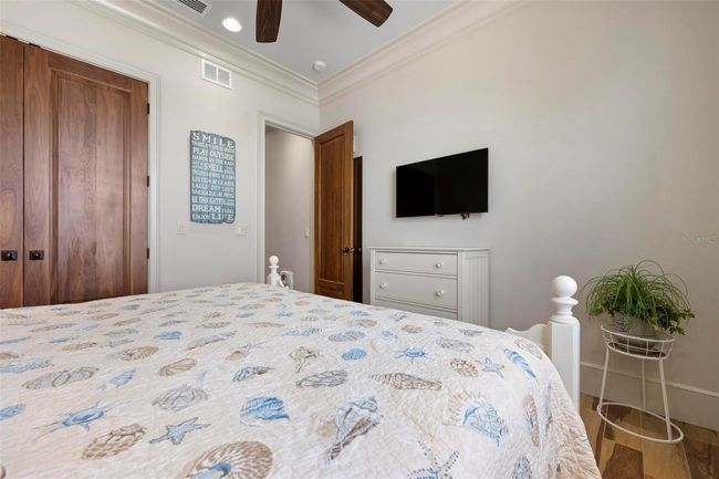 Fourth bedroom on main level | Image 66