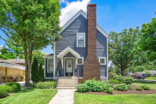 4541 Forest Ave, Downers Grove, IL, 60515-2849 | Card Image