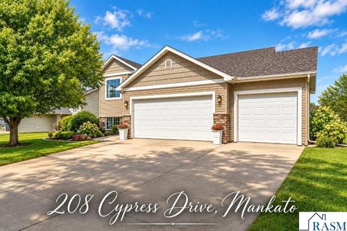 208 Cypress Dr, Mankato, MN, 56001-7575 | Card Image