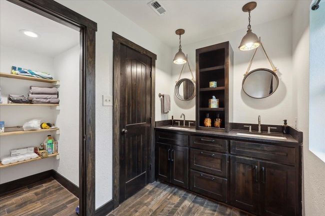 1185 Pinecrest, House other with 4 bedrooms, 3 bathrooms and null parking in Vidor TX | Image 20