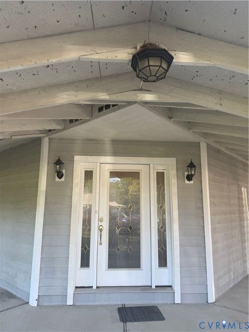 551 Marlborough Point Rd, Stafford, VA, 22554-5810 | Card Image