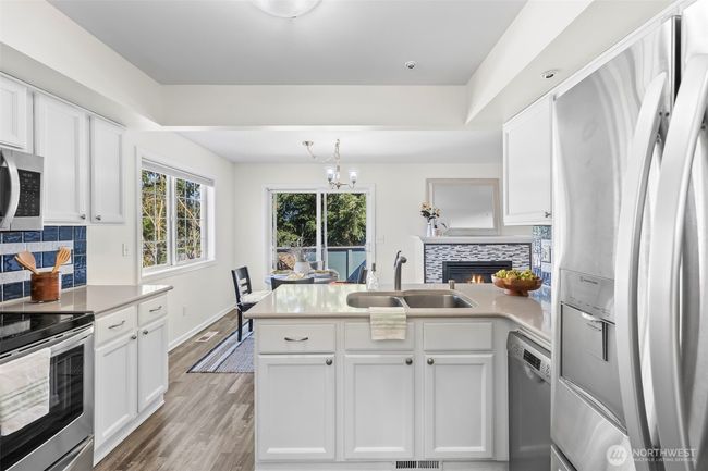 4001 Flora Dr, House other with 3 bedrooms, 2 bathrooms and 1 parking in Fircrest WA | Image 6