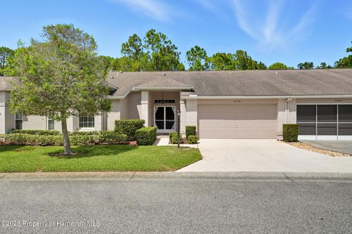 7379 Woodhollow Rd, Spring Hill, FL, 34606-7271 | Card Image