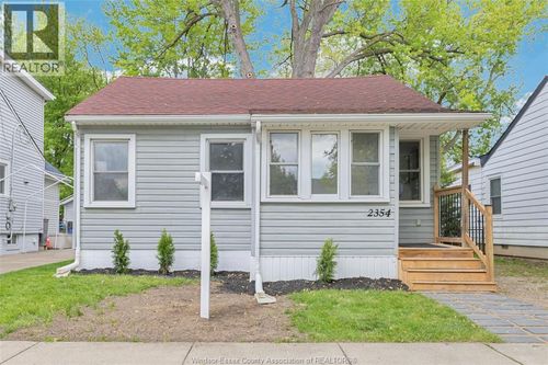 2354 Marentette Ave, Windsor, ON, N8W2C3 | Card Image