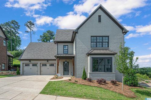 813 Southbend Ln, VESTAVIA HILLS, AL, 35216-2258 | Card Image