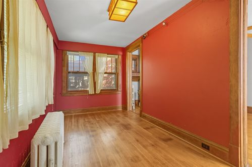 1317 N Clinton Blvd, Bloomington, IL, 61701-1809 | Card Image