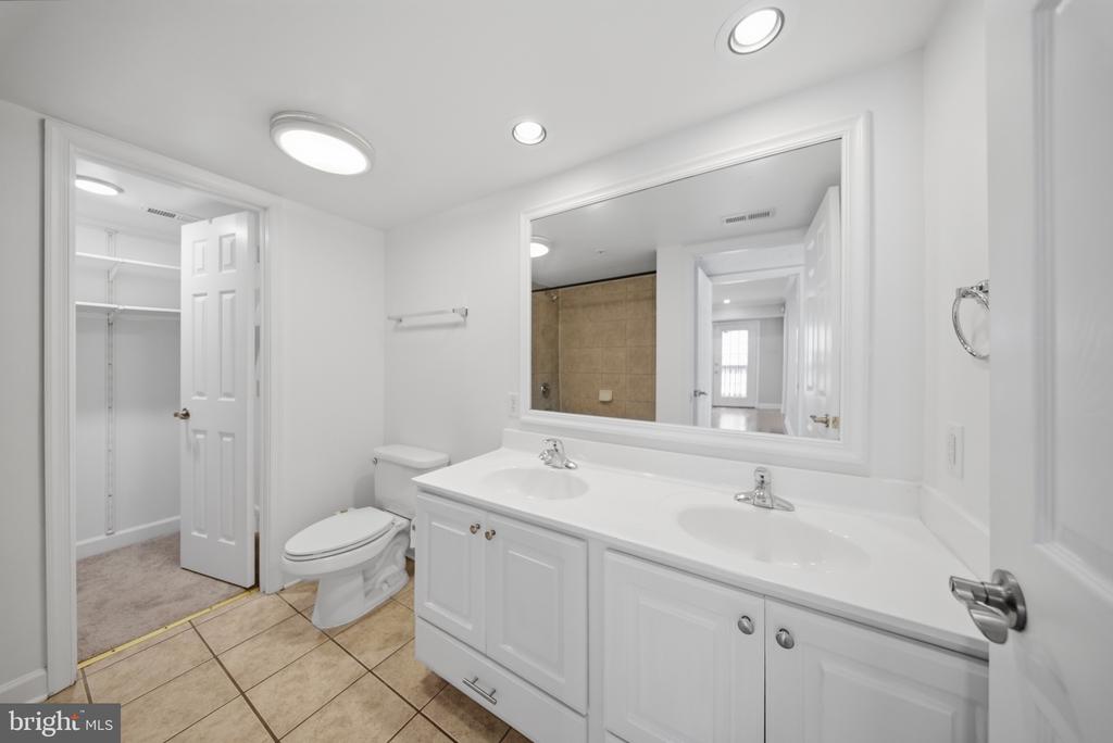 Residential in WASHINGTON 5
