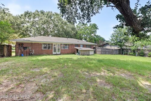 330 Randall Drive, Biloxi, MS, 39531 | Card Image