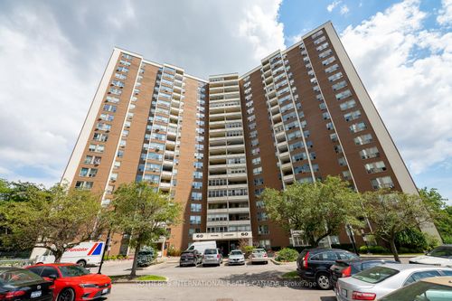 706-60 Pavane Linkway, North York, ON, M3C2Y6 | Card Image