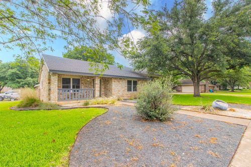 2400 Braemar Cv, Austin, TX, 78747-1105 | Card Image