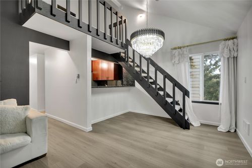 apt-304-2524 S 317th St, Federal Way, WA, 98003-5033 | Card Image