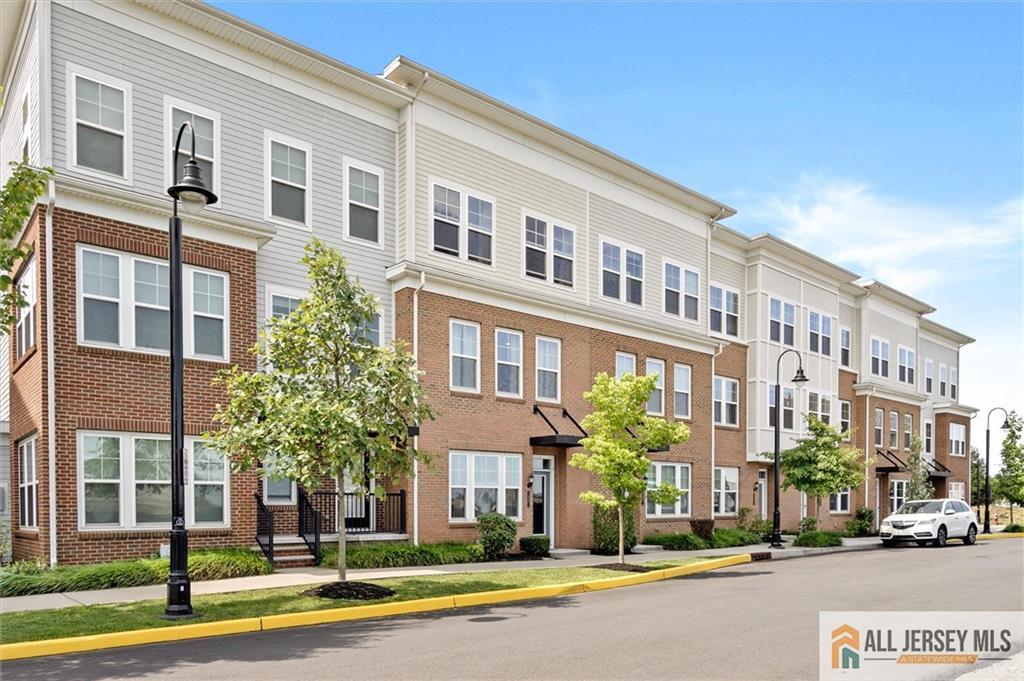 Residential Lease in North Brunswick