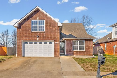 1002 Hendricks Ct, Clarksville, TN, 37040-5781 | Card Image