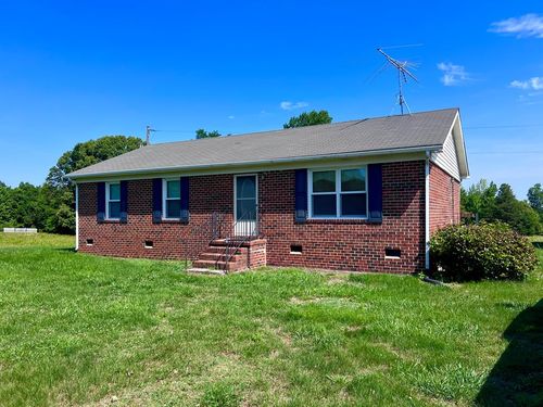 7503 S Genito Road, Jetersville, VA, 23083 | Card Image