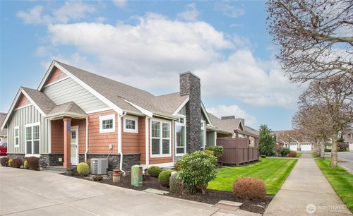 1561 Bryce Park Loop, Lynden, WA, 98264-9060 | Card Image