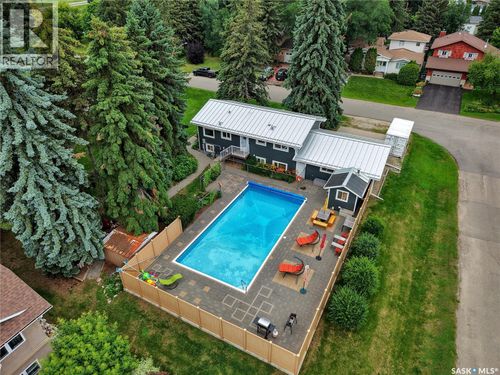 3425 Dieppe St, Saskatoon, SK, S7M3S8 | Card Image