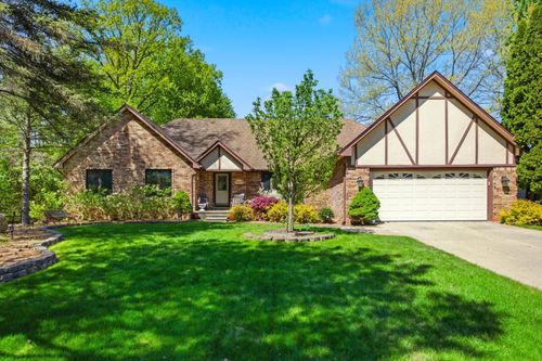 48797 Lansdowne Ct, Shelby Twp, MI, 48317-2527 | Card Image