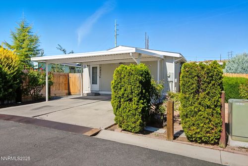 2135 Barberry Way, Reno, NV, 89512-1648 | Card Image