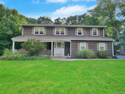 125 Constitution Dr, Orangeburg, NY, 10962-2730 | Card Image