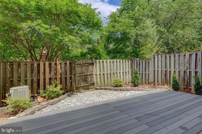6667 Mclean Dr, Townhouse with 3 bedrooms, 4 bathrooms and null parking in Mclean VA | Image 31