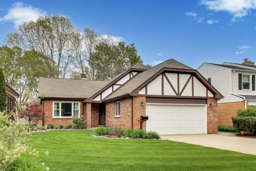 313 S Hi Lusi Ave, Mount Prospect, IL, 60056-3028 | Card Image