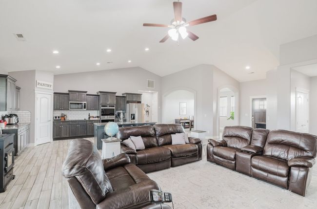 674 Foxridge Pl, House other with 4 bedrooms, 2 bathrooms and null parking in Spring Creek NV | Image 15