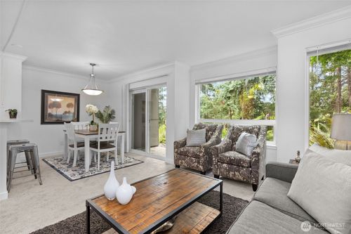apt-b102-31500 33rd Pl Sw, Federal Way, WA, 98023-2298 | Card Image