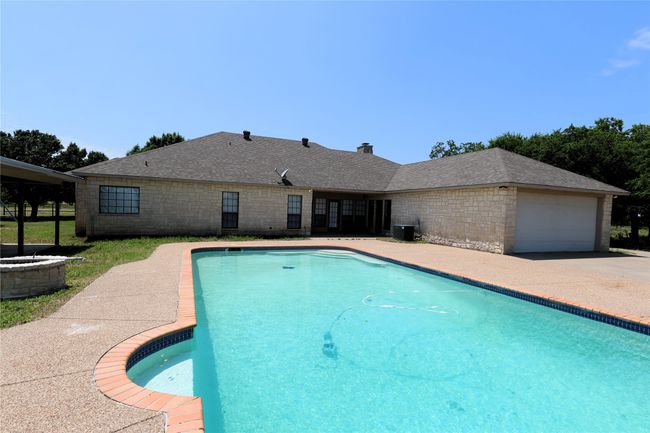 8016 Lights Ranch Rd, Home with 5 bedrooms, 4 bathrooms and null parking in Pilot Point TX | Image 7