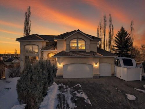 25 Ashmore Close, Red Deer, AB, T4R2R7 | Card Image