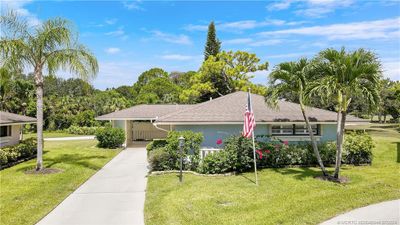 5269 Se Sea Island Way, Condo with 2 bedrooms, 2 bathrooms and 1 parking in Stuart FL | Image 1