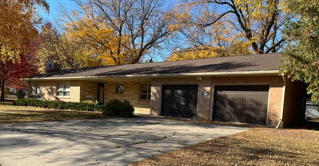 Front/double garage | Image 4