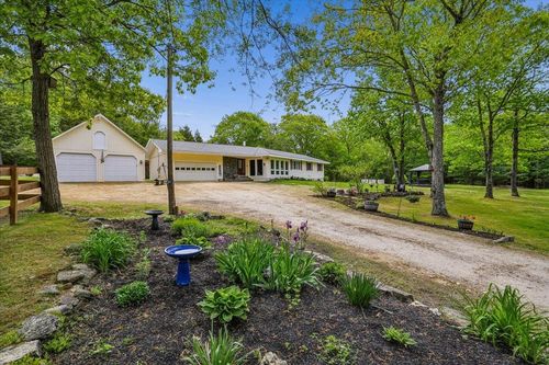 15 Tandy Rd, Deerfield, NH, 03037-1526 | Card Image