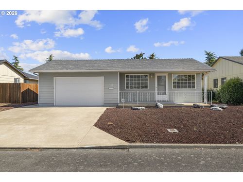 540 W Clackamas Cir, Woodburn, OR, 97071-4446 | Card Image