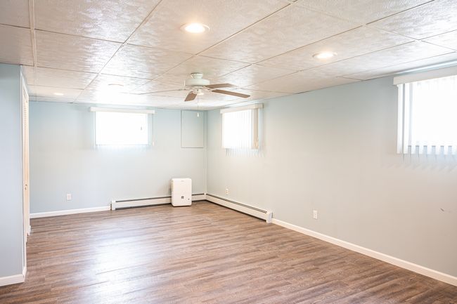 207 Muehl Dr, House other with 5 bedrooms, 2 bathrooms and 2 parking in Lockport IL | Image 8