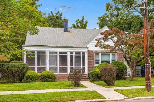 317 Magnolia St, Highland Park, NJ, 08904-2532 | Card Image