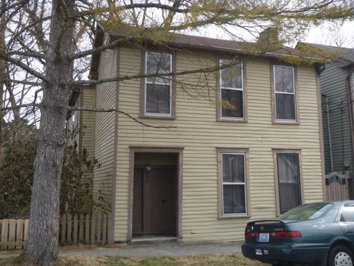 411 Logan St, Frankfort, KY, 40601-3515 | Card Image