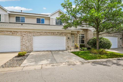 9637 Belmont Ln, Eden Prairie, MN, 55347-3120 | Card Image