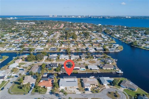 4556 Vinewood Cir, NORTH FORT MYERS, FL, 33903-4657 | Card Image