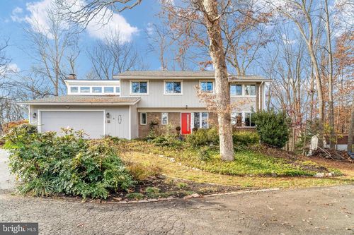 10906 Miller Rd, OAKTON, VA, 22124-1816 | Card Image