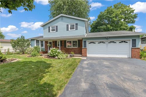 99 Dorian Ln, Greece, NY, 14626-1905 | Card Image
