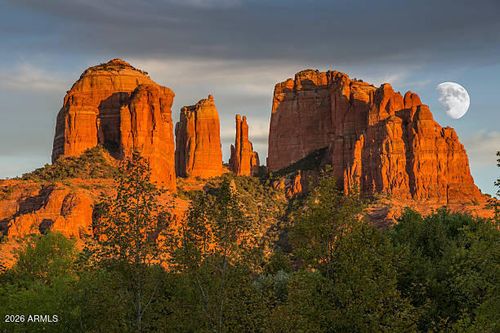 25-7 Peak Point Ct, Sedona, AZ, 86336-9805 | Card Image