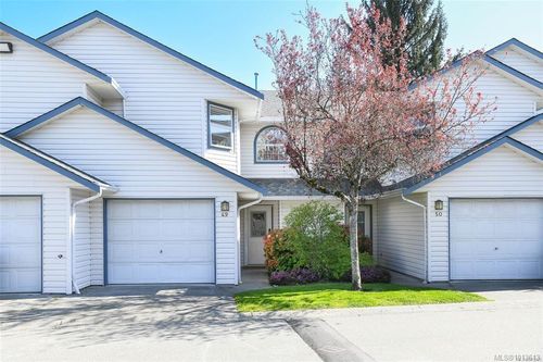 49-2355 Valley View Dr, Courtenay, BC, V9N9A5 | Card Image