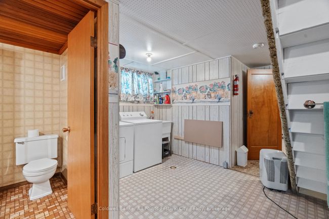 305 Warren St, House other with 4 bedrooms, 2 bathrooms and 4 parking in Goderich ON | Image 29