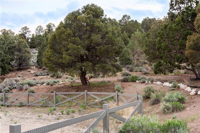 2000 Baldwin Lake Rd, House other with 4 bedrooms, 2 bathrooms and 14 parking in Big Bear City CA | Image 33