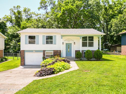 1512 Fairlawn Ct, Jefferson City, MO, 65109-0429 | Card Image