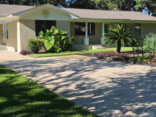 426 Fairpoint Dr, Gulf Breeze, FL, 32561-4170 | Card Image