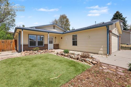 5265 Cosmic Light Dr, Colorado Springs, CO, 80917-1054 | Card Image