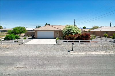 761 Kansas Street, House other with 3 bedrooms, 2 bathrooms and null parking in Pahrump NV | Image 1