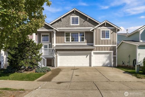 213 Phoenix Ave Sw, Orting, WA, 98360-9464 | Card Image