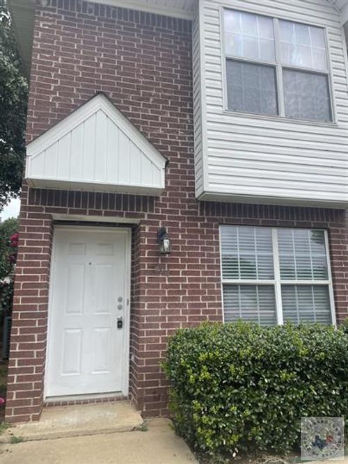 404 Cheyenne Pl, Texarkana, TX, 75501-2876 | Card Image